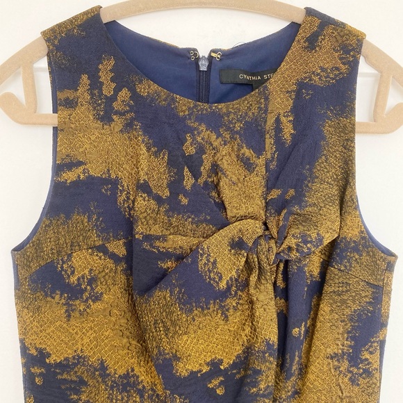 EUC Cynthia Steffe Shift Dress with Knot Detail - Picture 5 of 8